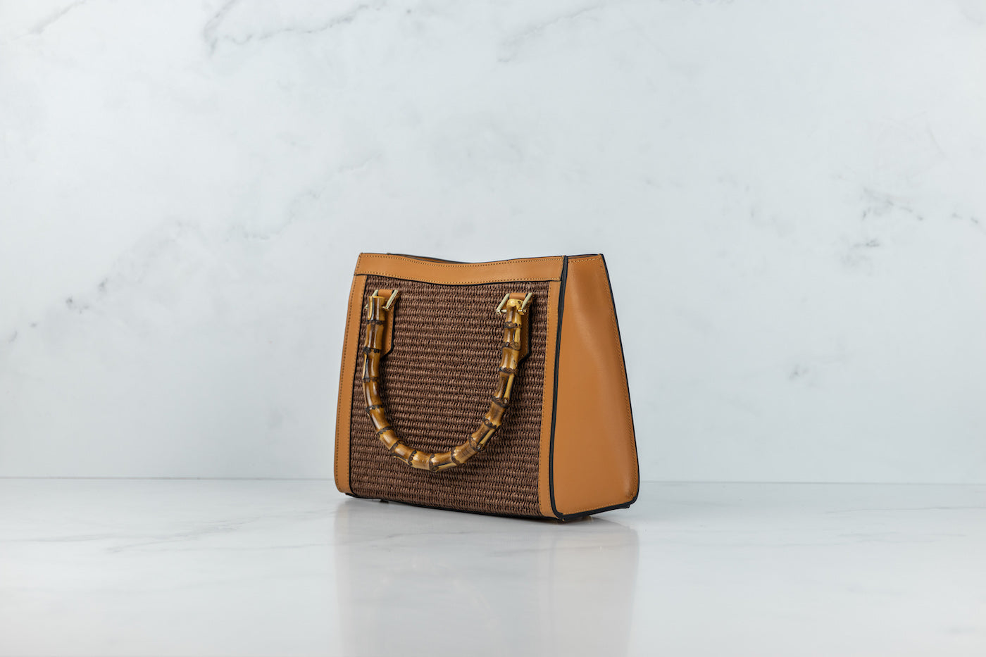 ELISA | COGNAC  BRUIN RAFFIA